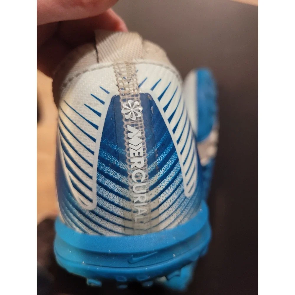 Nike Mercurial Air Zoom Kids Soccer Cleats Blue‎ White Turf 3Y no laces